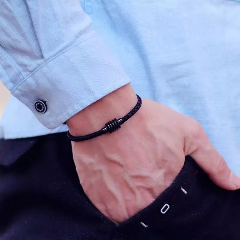 Magnetic bracelet for men